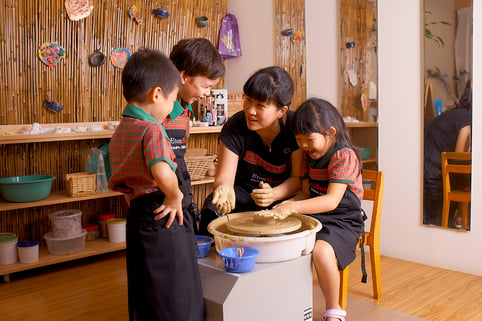 preschoolers in the atelier  EtonHouse Pre-School M223